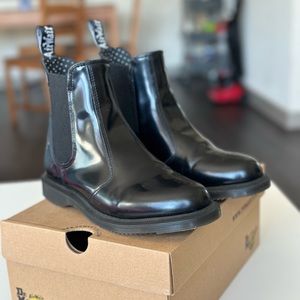 Doc martens size 7 flora polished smooth